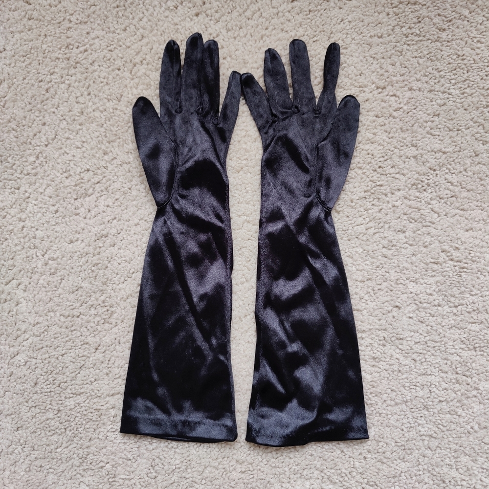 Long Gloves Cinderella Style